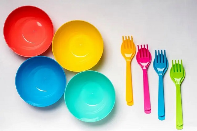 Triacetin (GTA) application in the field of plastics