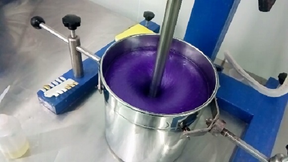 resin and pigment mixing